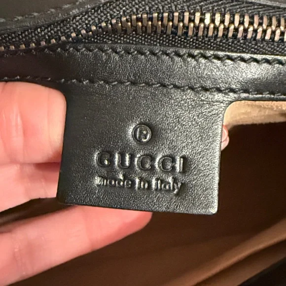 Gucci Black Quilted Marmont w/Gold Hardware - Picture 13 of 16